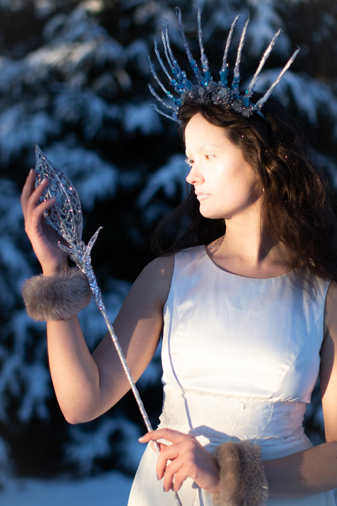 Narnia - Snödrottningen i naturligt ljus | photobymj.se