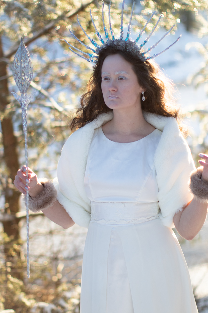 Narnia - Snödrottningen njuter av vintern | photobymj.se